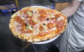 Pizzeria Lapislazzulo food