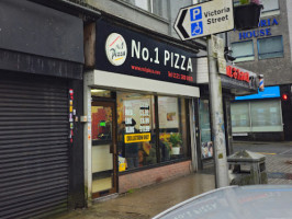 No.1 Pizza outside