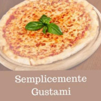 Semplicemente Gustami food