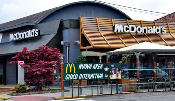 Mcdonald's outside