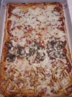 Pizzeria La Voglia Matta food