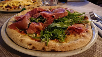 Ristorante Pizzeria Lounge Bar Boscomantico food