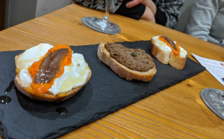 Il Cincinnino Bere E Spiluccare Alla Maniera Toscana food