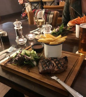 The Hop Pole Inn food