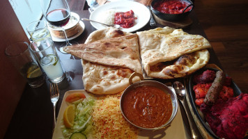 Sanam Tandoori food