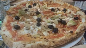 Catania Cucina Pizzeria food