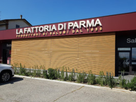 La Fattoria Di Parma Salameria outside
