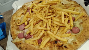 Pizzeria E Paninoteca Ciro Magnetti food