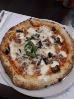 Pizza Bollicine food