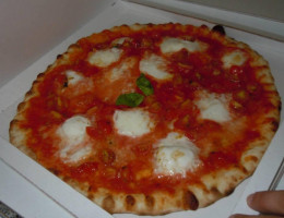 Oasi Pizza Di Buosi Fabio E Desario Giacomo food