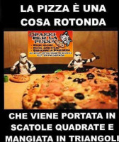 Pazzi Per La Pizza food