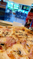 Pizza E Coca food