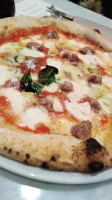 Pizzeria Napule E' food