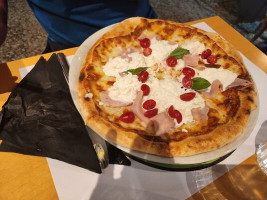 O’sarracino Pizza Food food