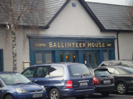 Ballinteer House outside