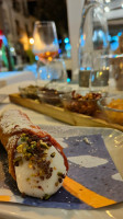 L'officina Del Cannolo food