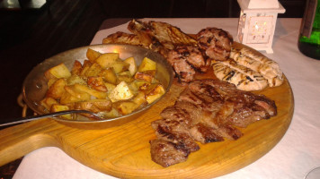 Carne E Vino food