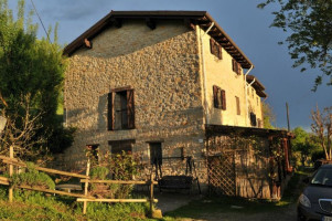 Agriturismo Sasso Rosso inside