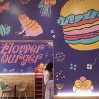 Flower Burger inside