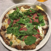 Romagnoli Pizzeria -forno A Legna food