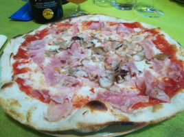 Pizzeria Ronchi 2000 food