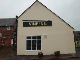 Vine Inn inside