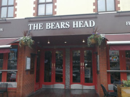 The Bears Head Penarth Nr Cardiff outside