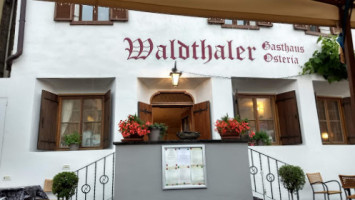Waldthaler Gasthaus outside