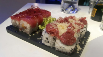 Sushi Avellino inside