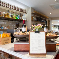 Cacciari's Restaurant Kensington - Pembroke Rd food
