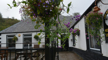 Rod And Reel Pub Crianlarich food