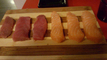 Punto Sushi food