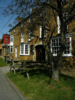The Crown Tuns Puddingface Country Kitchen outside