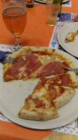 Pizza Birichini food