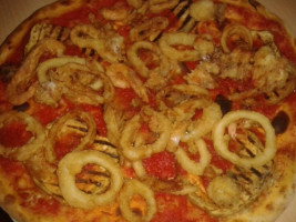 Al 99 Pizzeria food