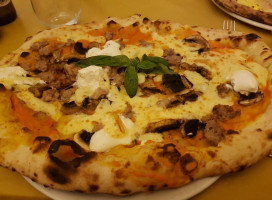 Antica Pizzeria Napoletana food