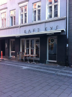 Kafe Kys outside