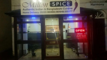 Milton Spice outside