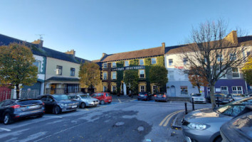 Listowel Arms outside