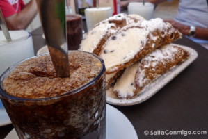 Pasticceria Colicchia inside