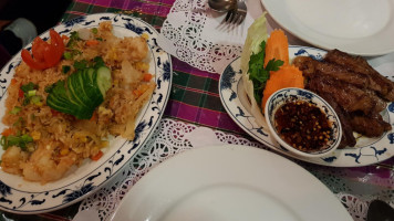 Esarn Kheaw Thai food