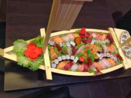 Chan Sushi food