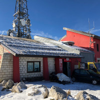 Rifugio Bruno Pomilio outside