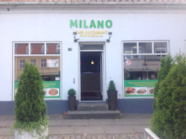 Milano Cafe Pizzaria outside