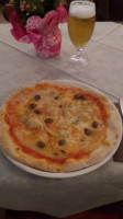 Pizzeria Taribul food