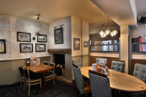 Lamb Inn inside