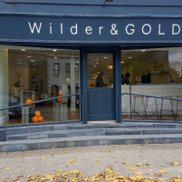 Wilder Gold outside