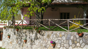 Agriturismo La Fattoria outside