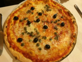 Ae Bricoe Pizzeria food