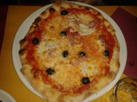 Pizzeria Volterrani food